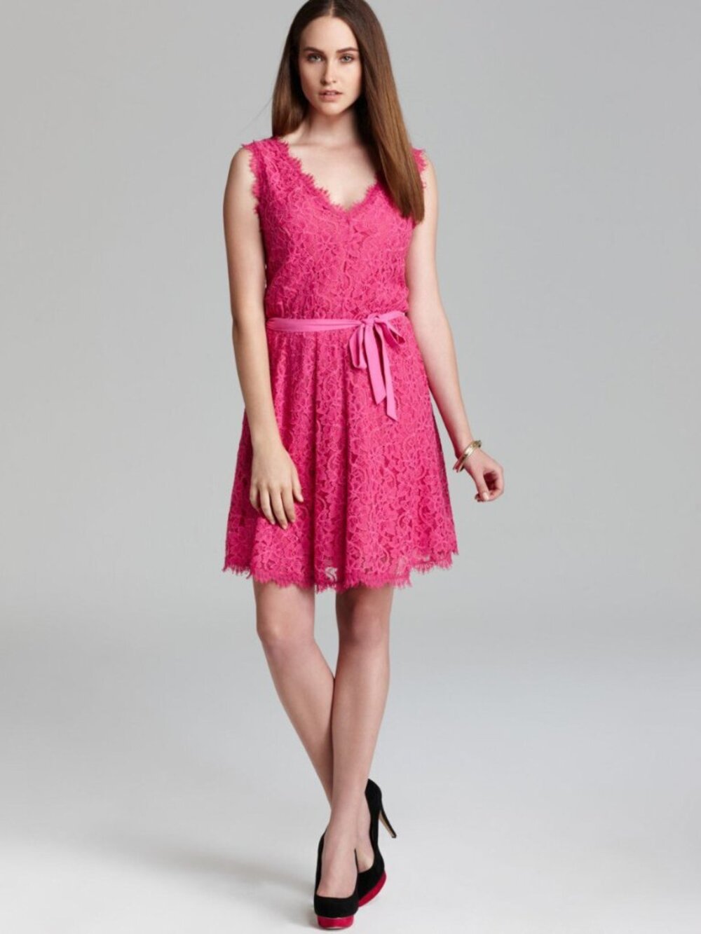 🦋Happy June Sale Price🦋 Diane Von Furstenberg Pink Luella Belted Lace Dress